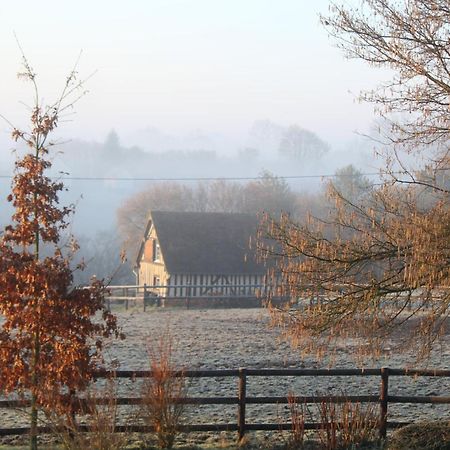 Gite A la petite Bretonnière Saint-Pierre-Des-Ifs  Extérieur photo